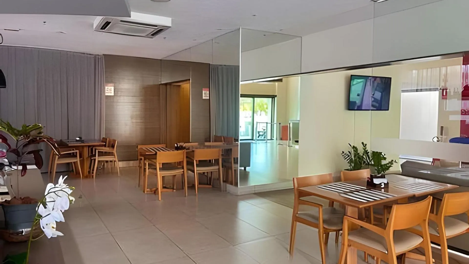 Urban Home Stay - Ramada Recife
