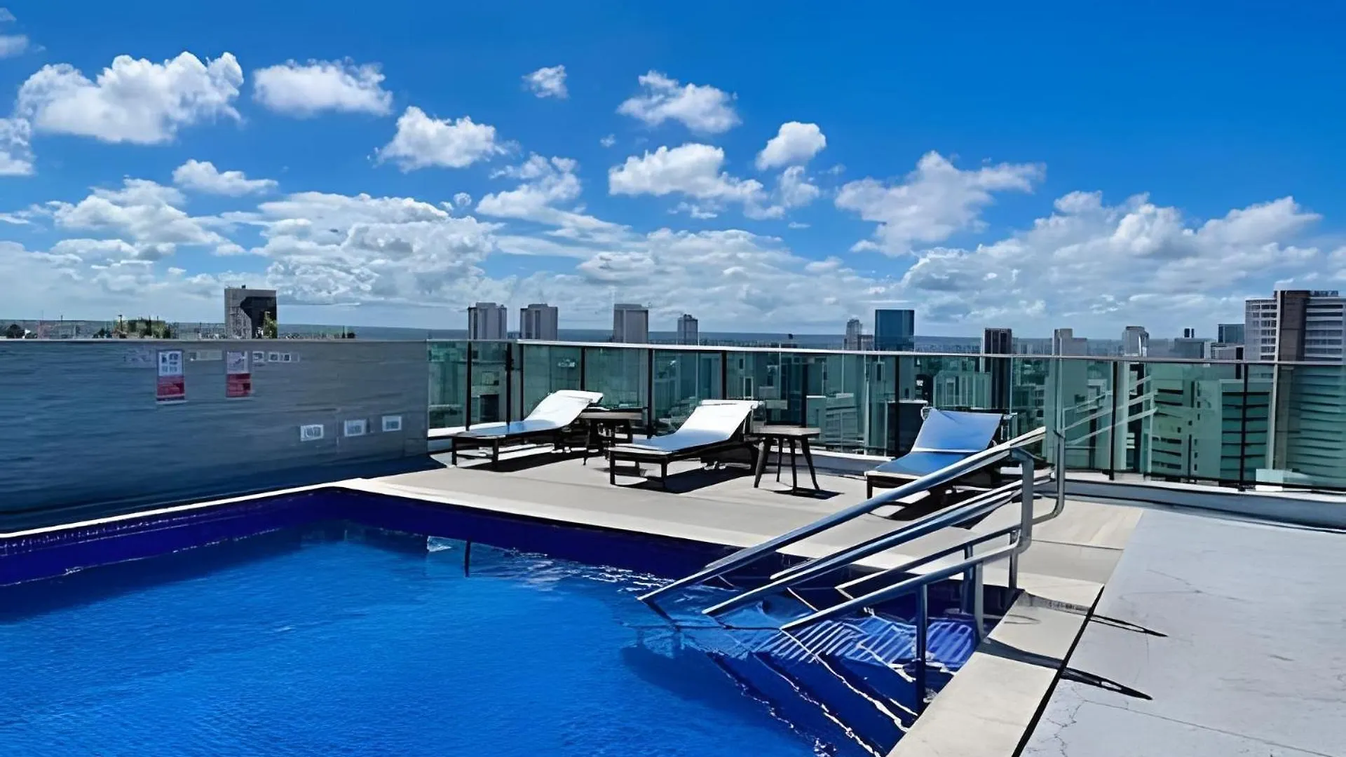 Urban Home Stay - Ramada Recife Brazil